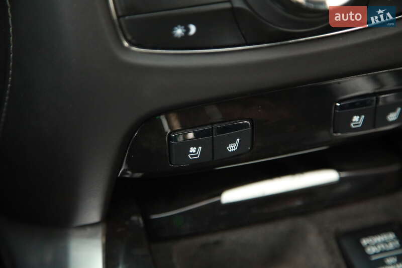 Седан Acura RLX 2017 в Харкові