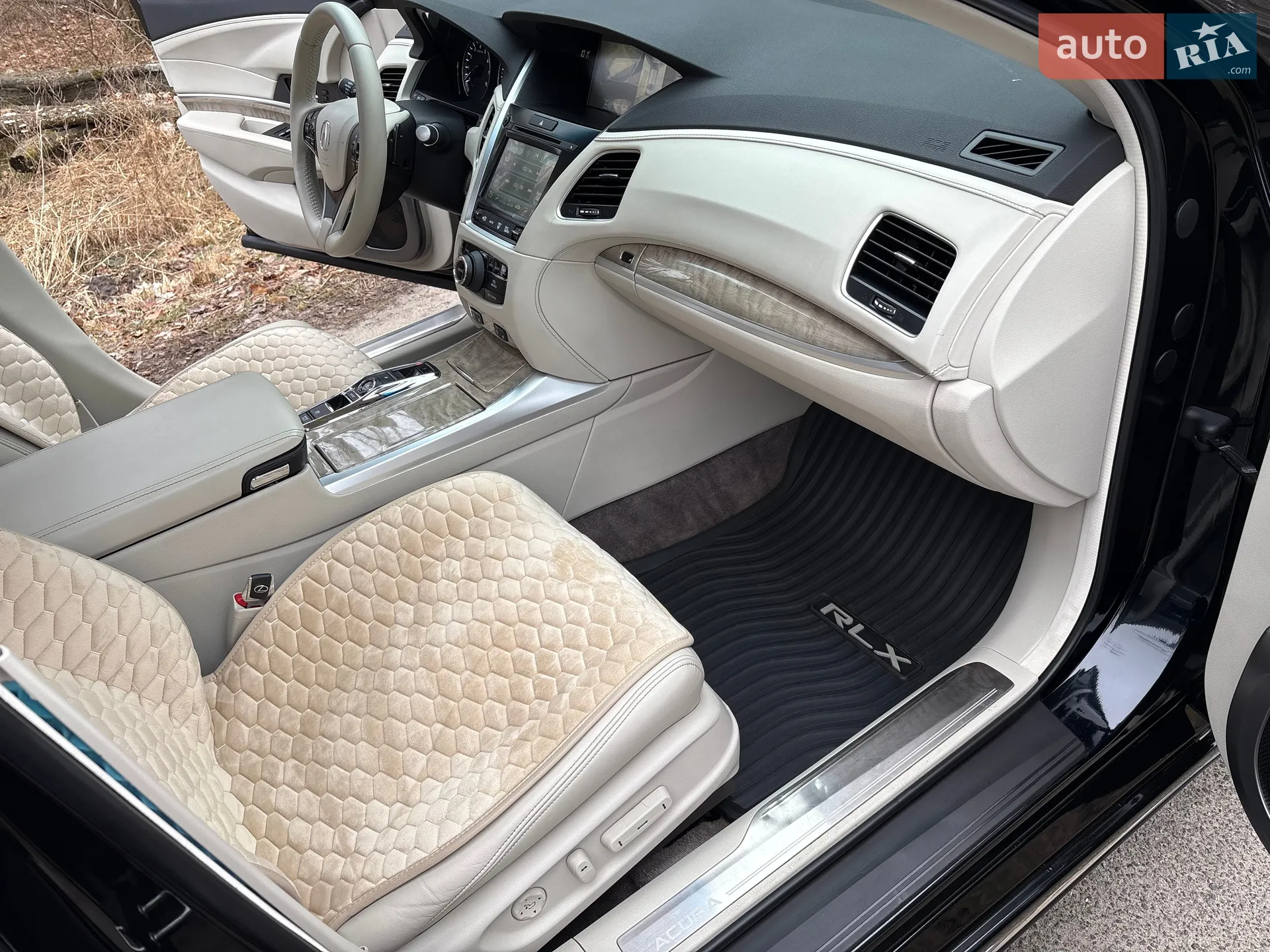 2018 Acura RLX - мініатюра 24