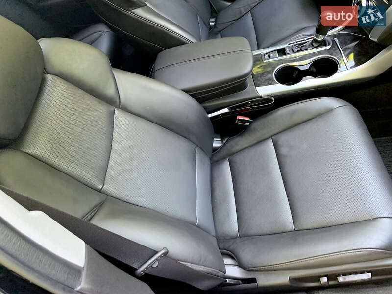 Седан Acura TLX 2017 в Киеве