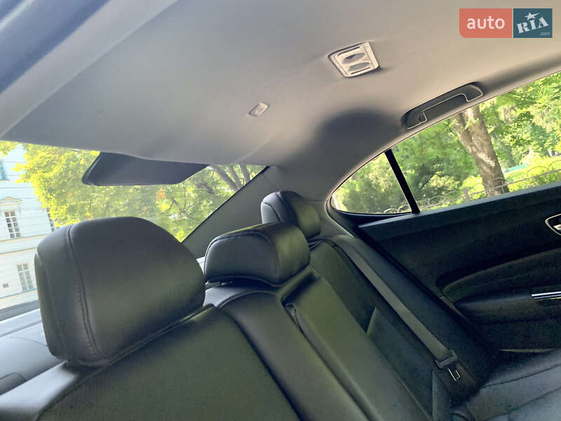 Седан Acura TLX 2017 в Киеве