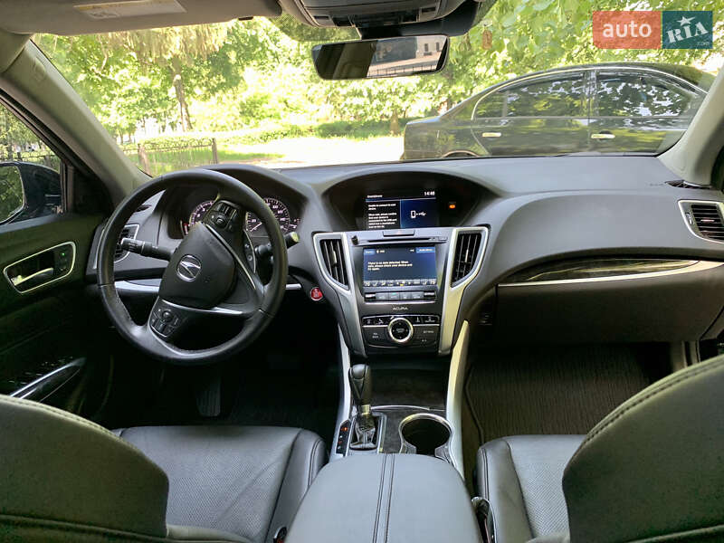 Седан Acura TLX 2017 в Киеве