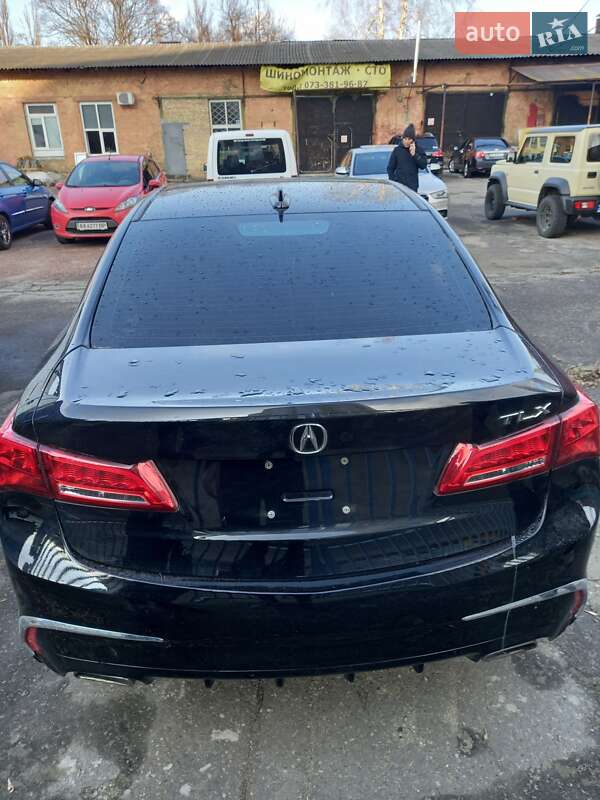 Седан Acura TLX 2017 в Киеве
