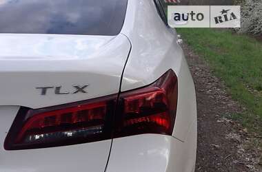 Седан Acura TLX 2016 в Львові