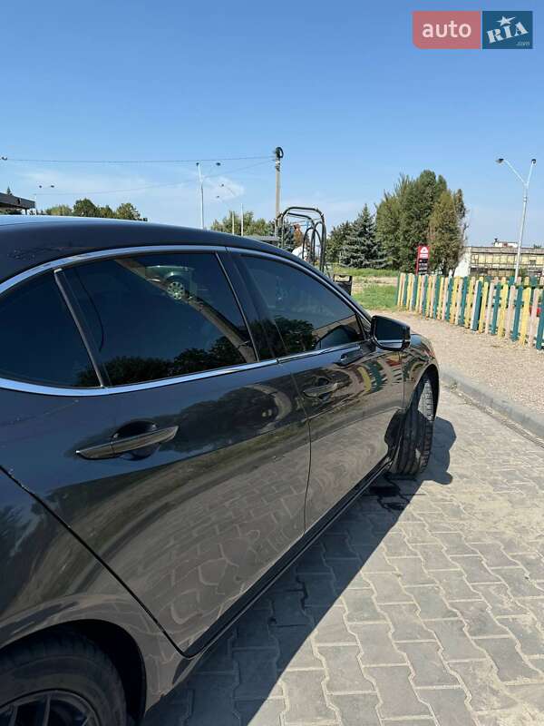 Седан Acura TLX 2015 в Днепре