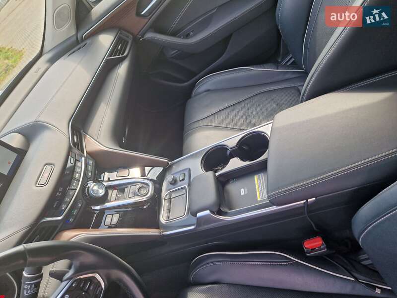 Седан Acura TLX 2021 в Львове