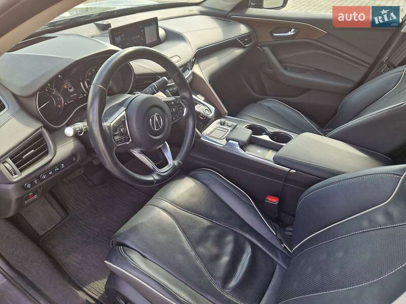 Седан Acura TLX 2021 в Львове