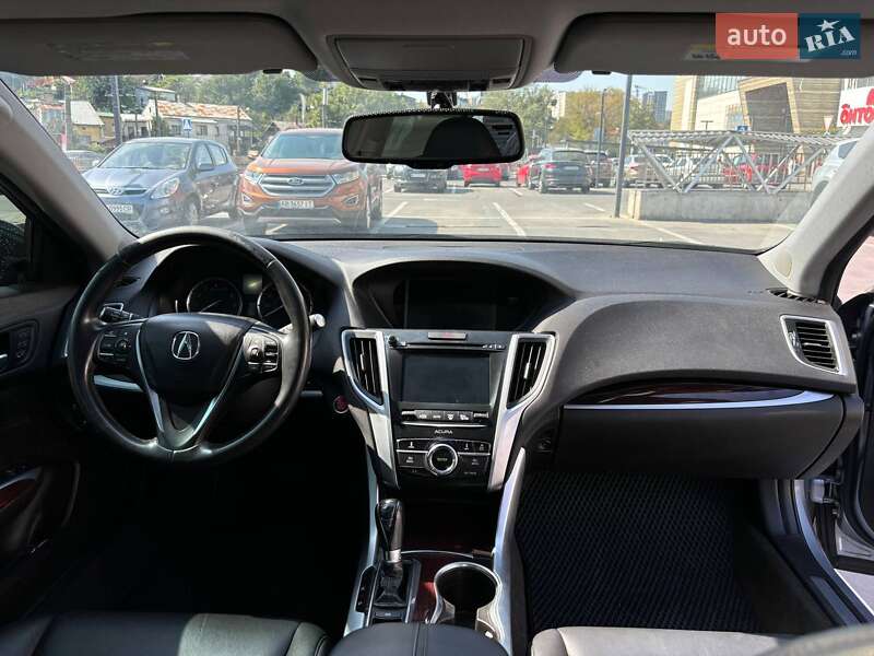 Седан Acura TLX 2015 в Львові