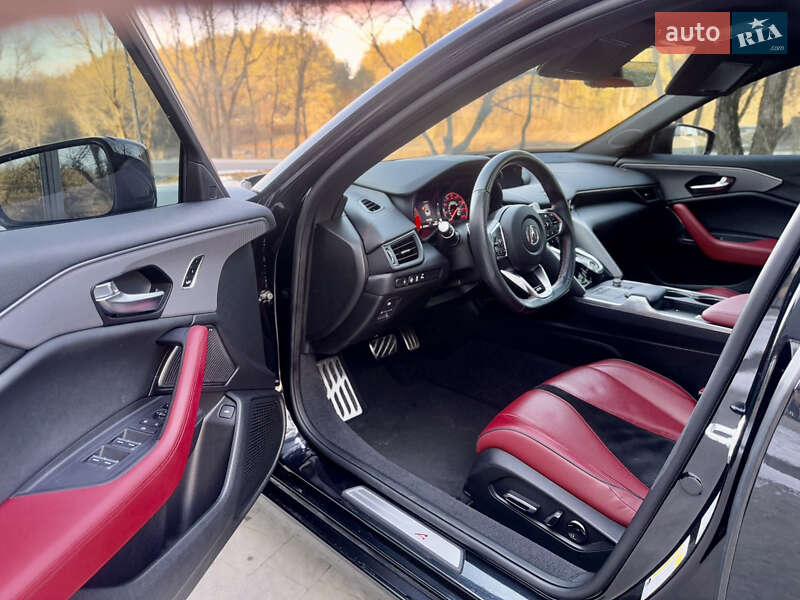 Седан Acura TLX 2021 в Львове