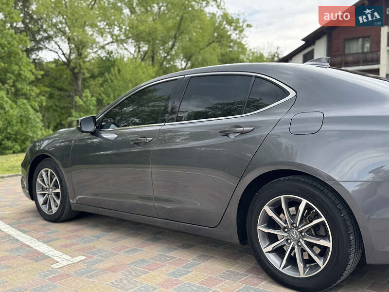Седан Acura TLX 2018 в Тернополі