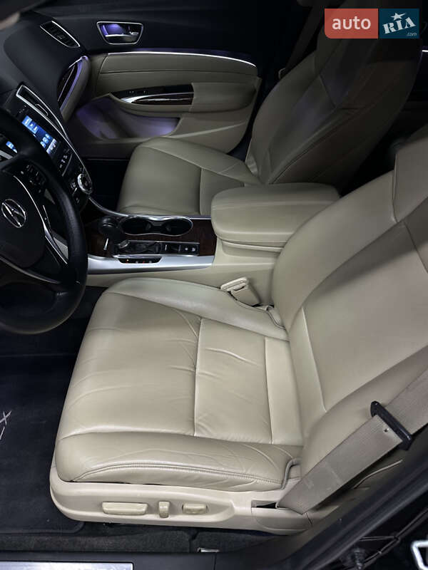 Седан Acura TLX 2017 в Киеве