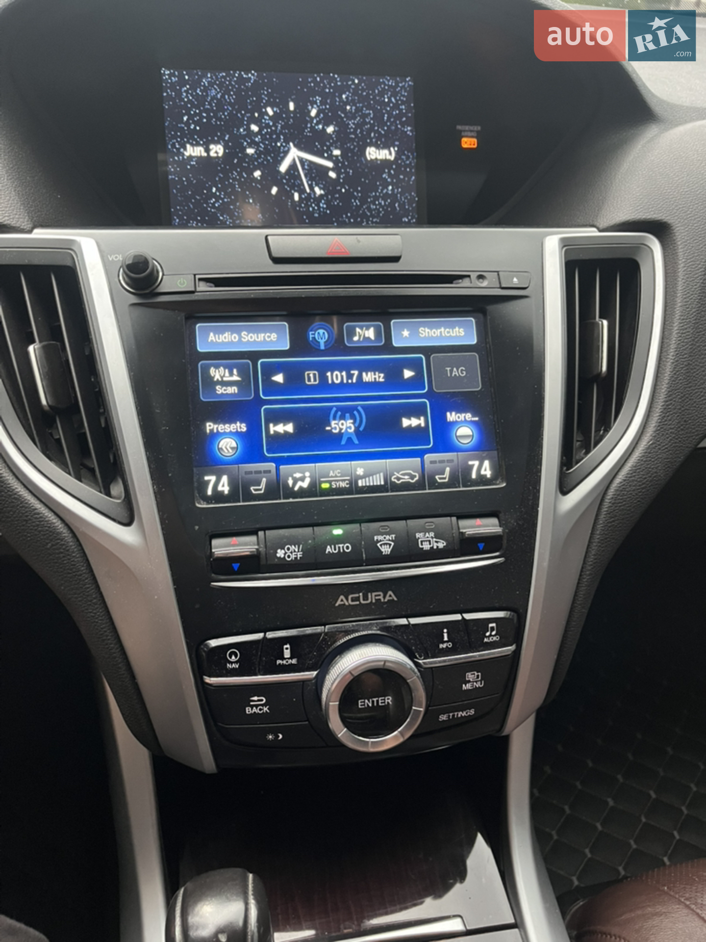2016 Acura TLX - мініатюра 16
