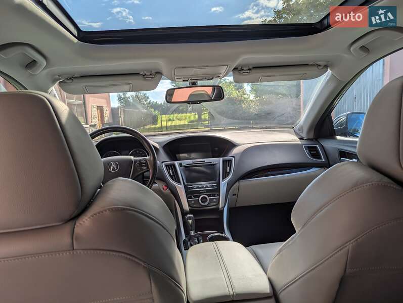 Седан Acura TLX 2015 в Львове