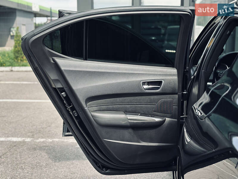 Седан Acura TLX 2017 в Кременчуге