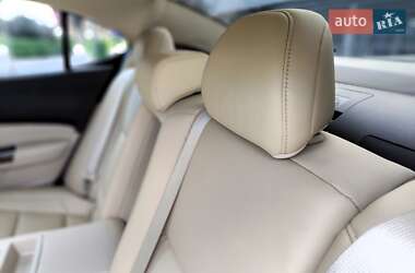 Седан Acura TLX 2014 в 
