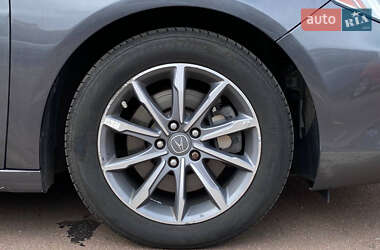 Седан Acura TLX 2017 в 