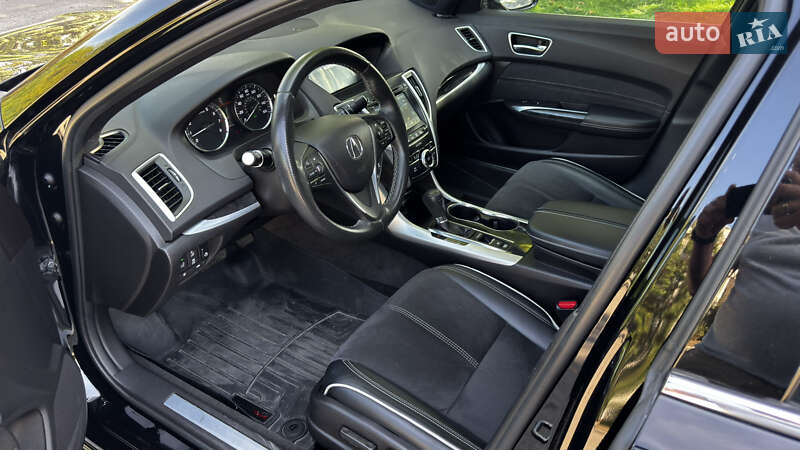 Седан Acura TLX 2018 в Днепре
