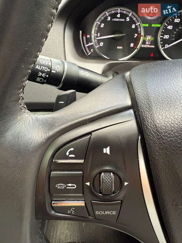 Седан Acura TLX 2017 в Киеве