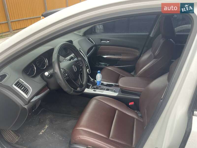 Седан Acura TLX 2015 в Гостомеле