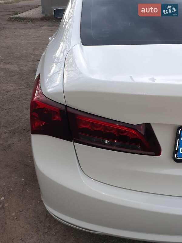 Седан Acura TLX 2016 в Львове