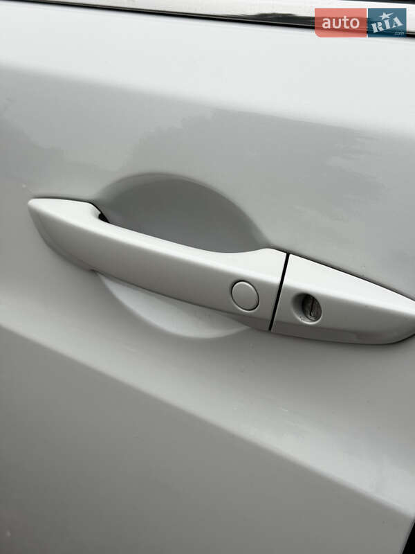 Седан Acura TLX 2016 в Києві фото 18 Седан Acura TLX 2016 в Києві