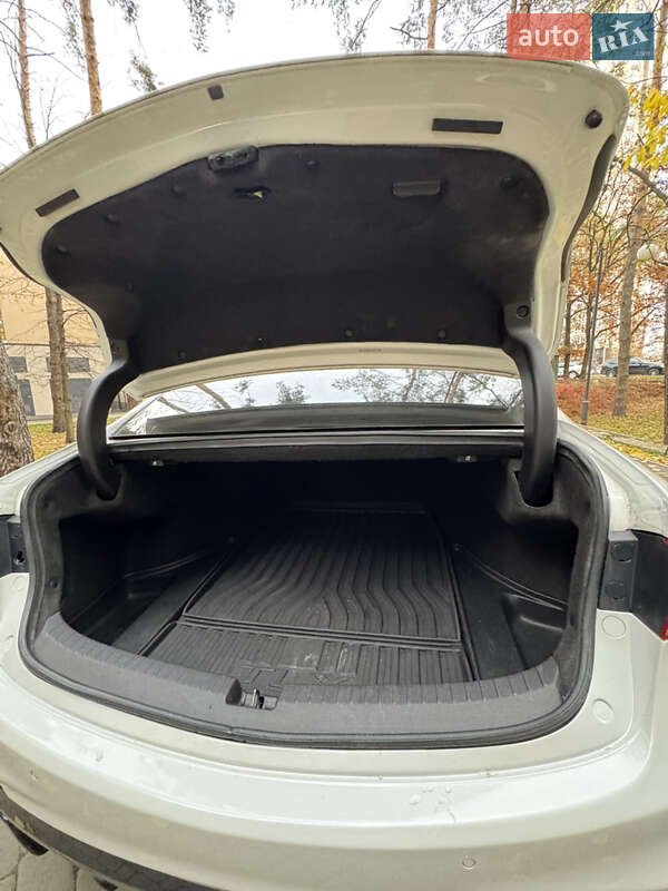 Седан Acura TLX 2017 в Броварах