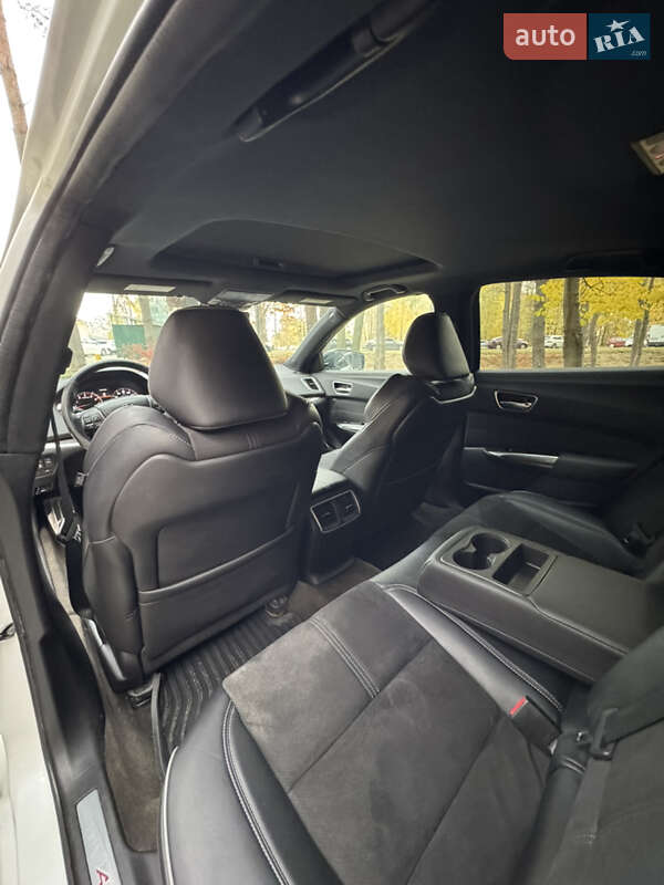 Седан Acura TLX 2017 в Броварах