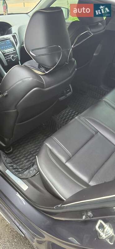 Седан Acura TLX 2018 в Киеве