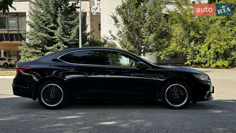 Седан Acura TLX 2018 в Днепре