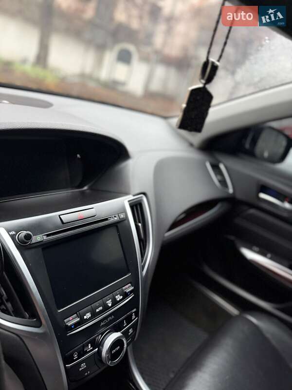 Седан Acura TLX 2015 в Києві