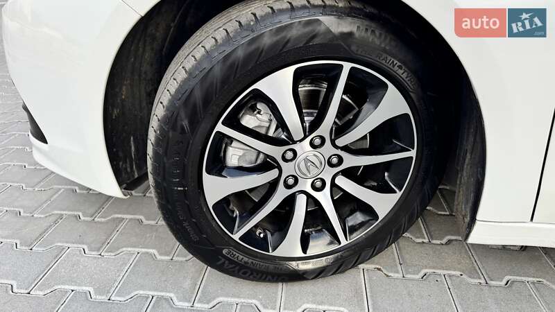 Седан Acura TLX 2015 в Тернополе