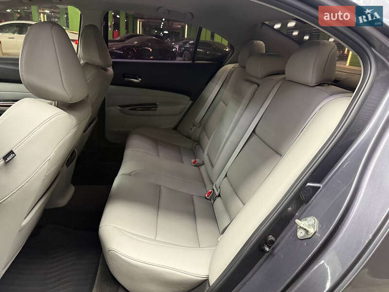 Седан Acura TLX 2017 в Києві