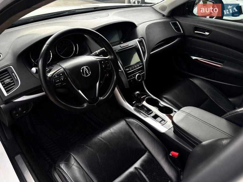 Седан Acura TLX 2015 в Киеве