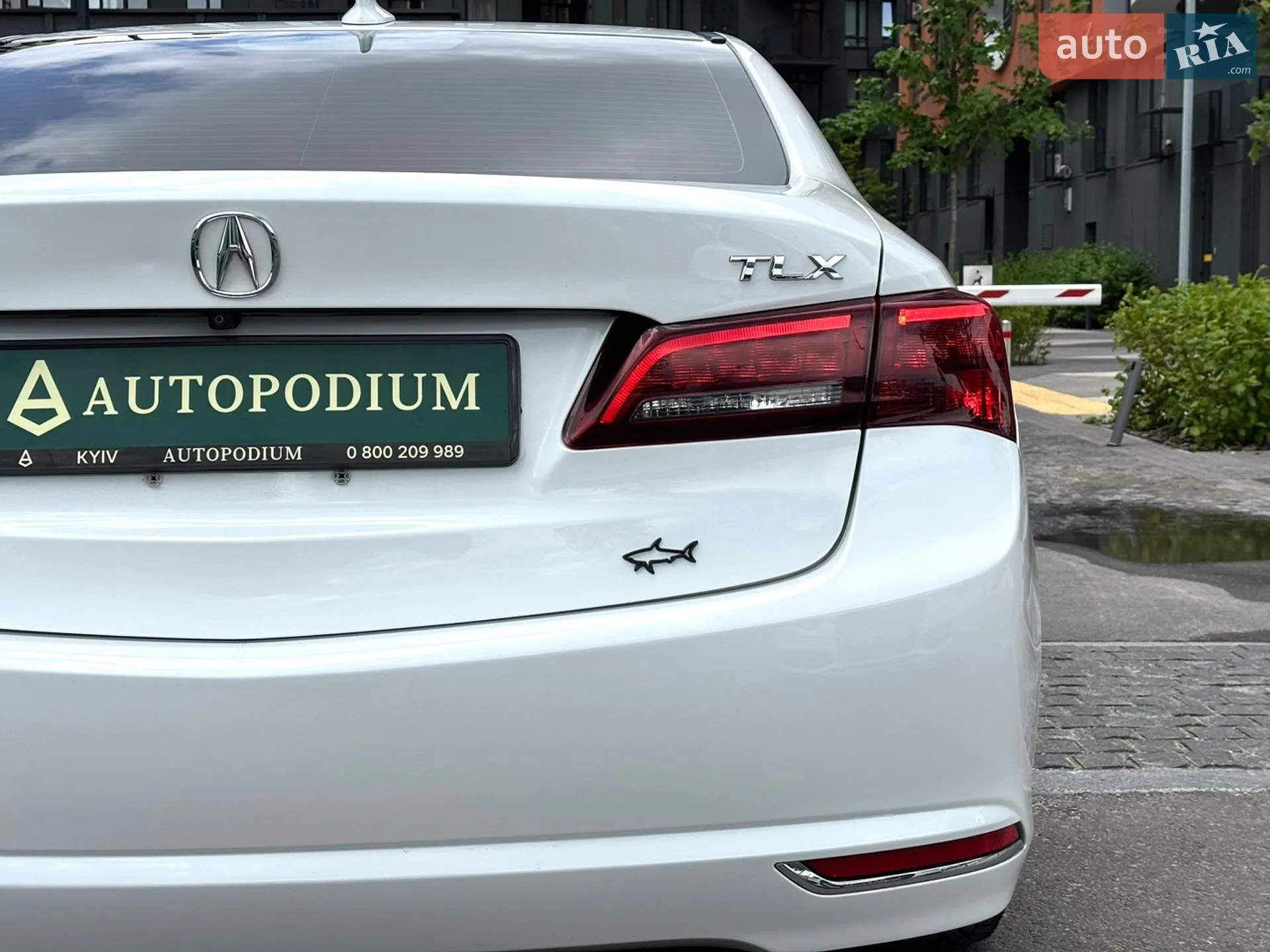 2015 Acura TLX - мініатюра 17