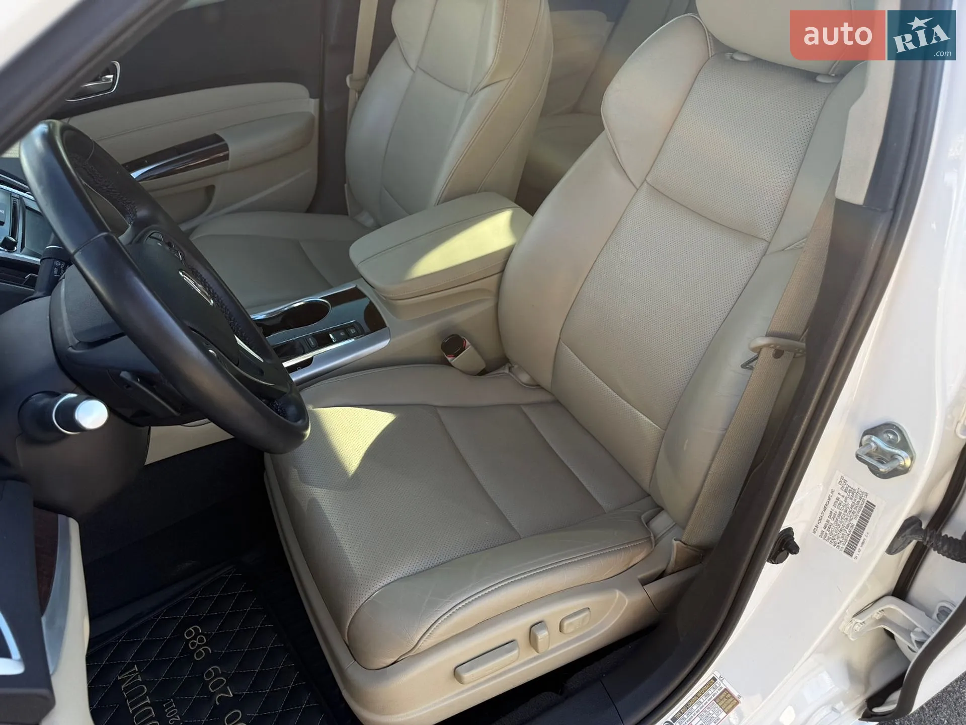 2020 Acura TLX - мініатюра 16
