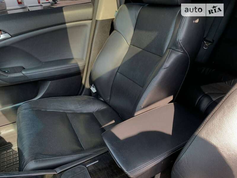 Седан Acura TSX 2010 в Львове