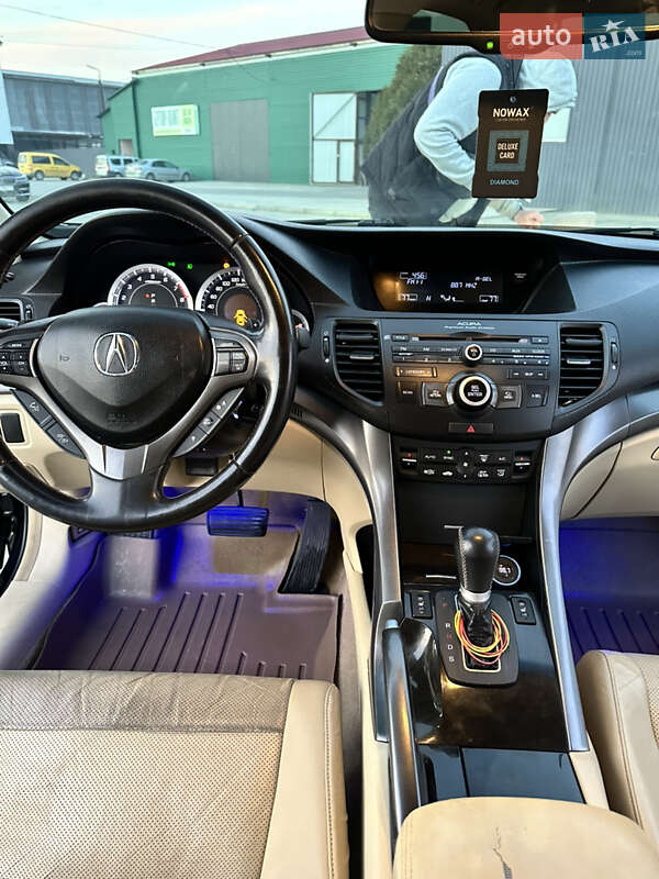 Седан Acura TSX 2011 в Ужгороде