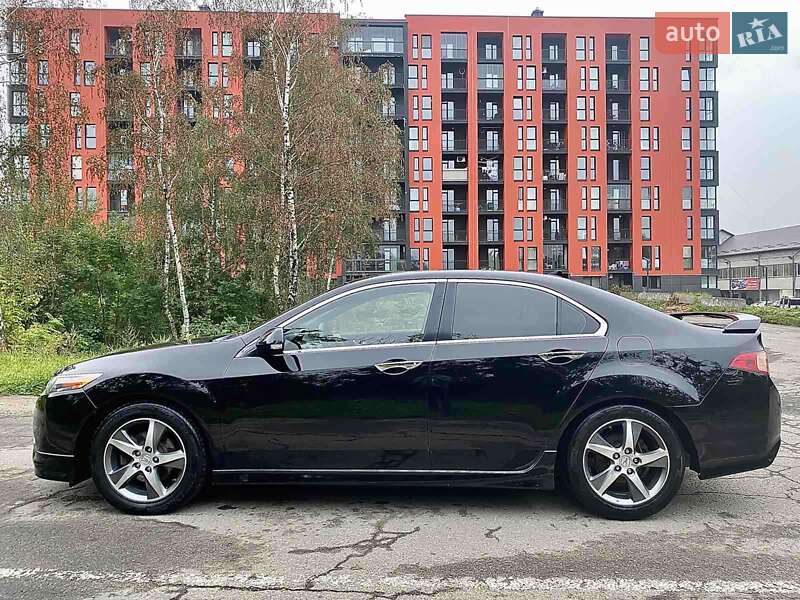Седан Acura TSX 2013 в Львове