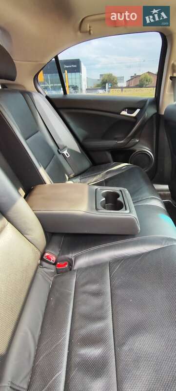 Седан Acura TSX 2013 в Білій Церкві
