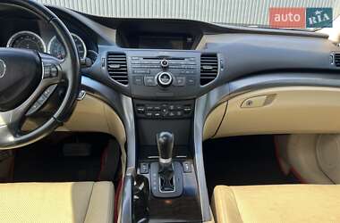 Седан Acura TSX 2011 в 