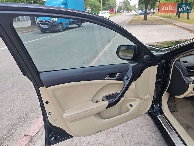 Седан Acura TSX 2008 в Киеве