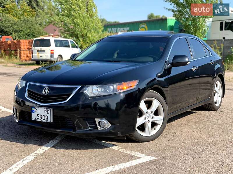 Седан Acura TSX 2010 в Львове