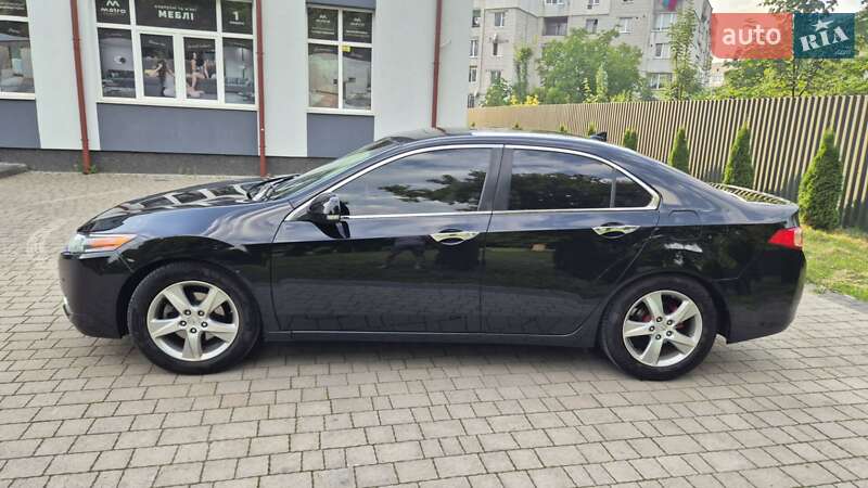 Седан Acura TSX 2011 в Львові