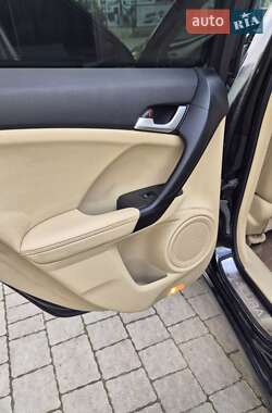 Седан Acura TSX 2011 в 