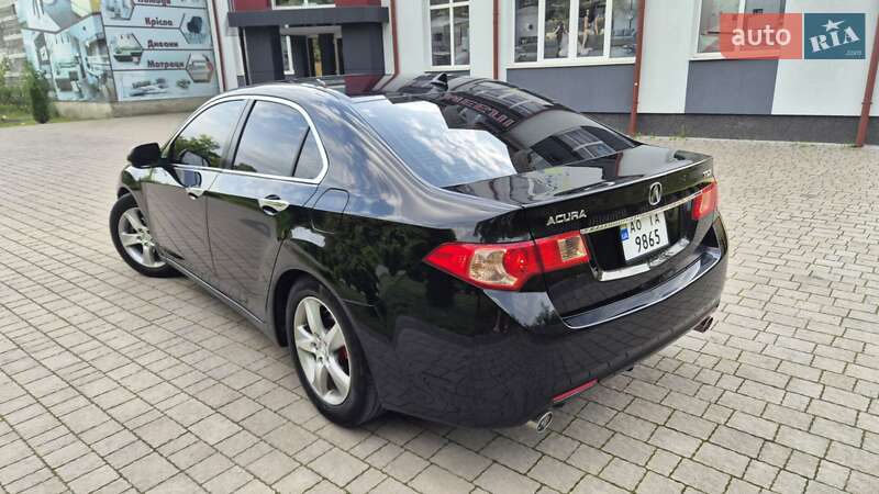 Седан Acura TSX 2011 в Львові