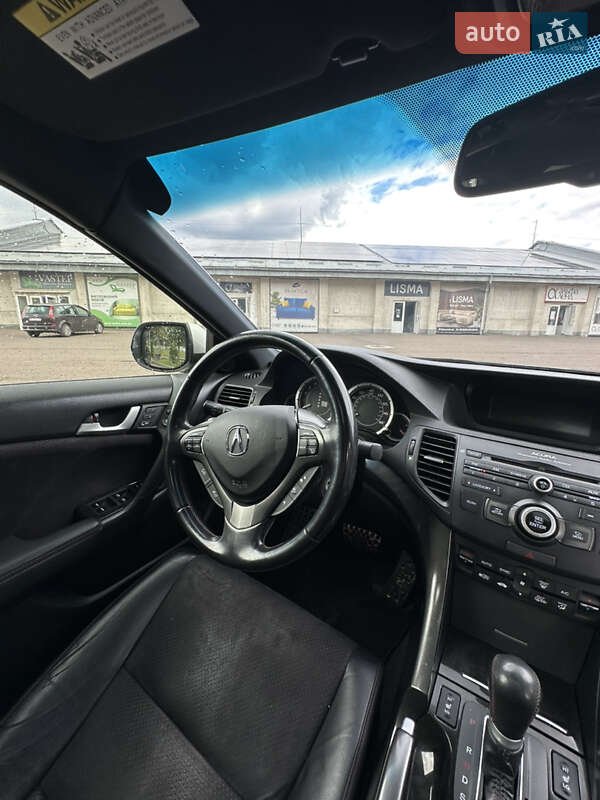 Седан Acura TSX 2013 в Львові