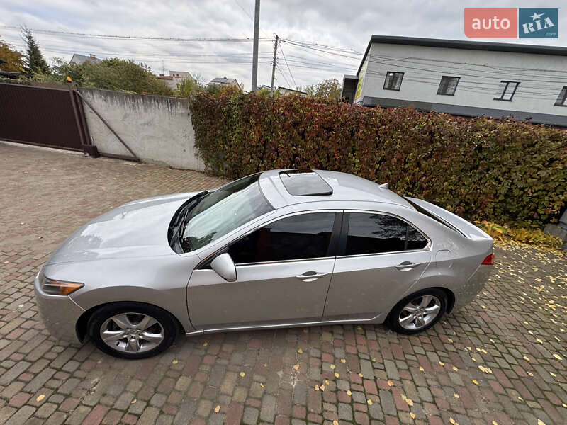 Седан Acura TSX 2013 в Киеве