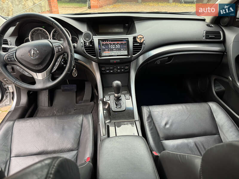 Седан Acura TSX 2013 в Киеве