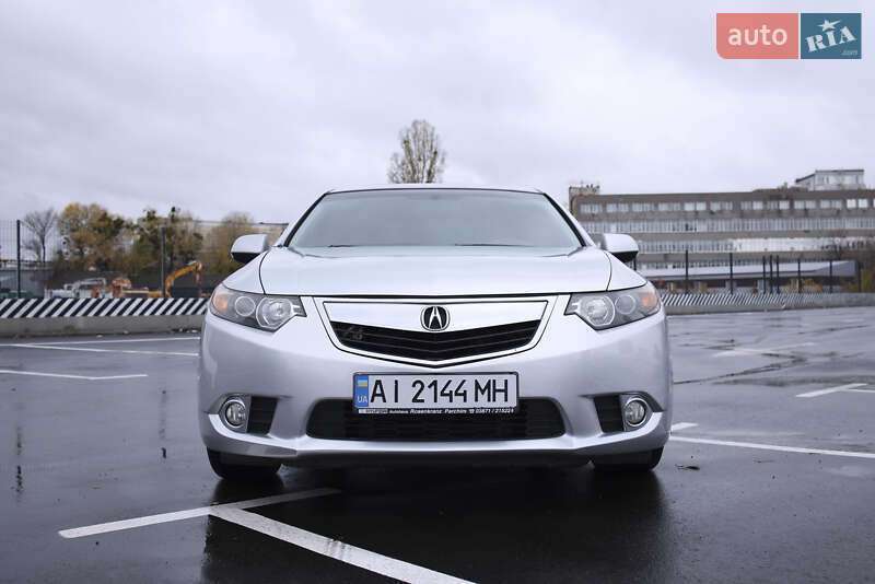 Седан Acura TSX 2013 в Киеве