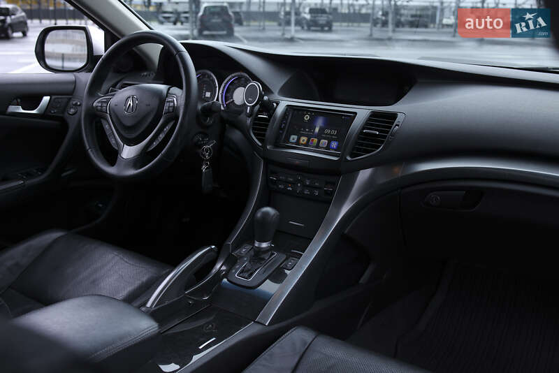 Седан Acura TSX 2013 в Киеве