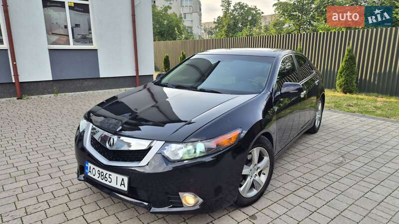 Седан Acura TSX 2011 в Львове